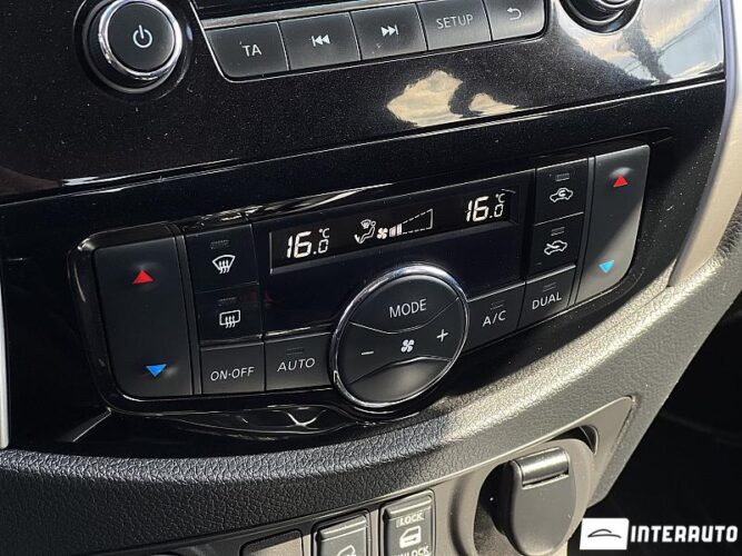 Nissan Navara 43 interauto-car