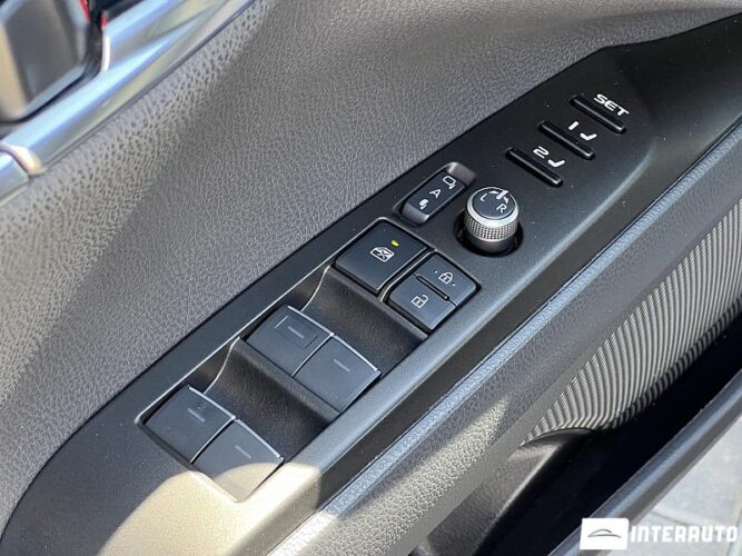 Toyota Camry 53 interauto-car