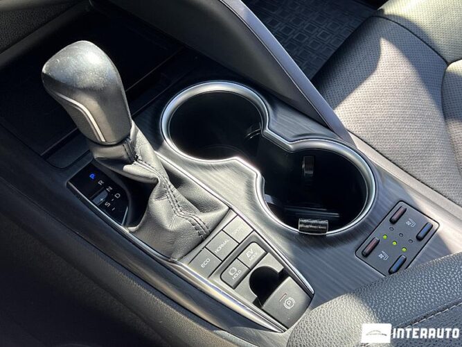 Toyota Camry 45 interauto-car