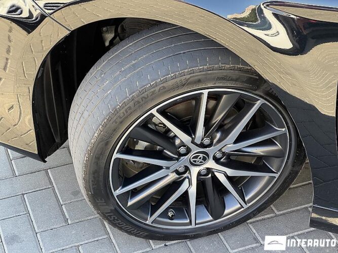 Toyota Camry 50 interauto-car