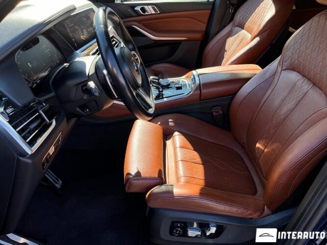 BMW X5 4.0i 32 interauto-car