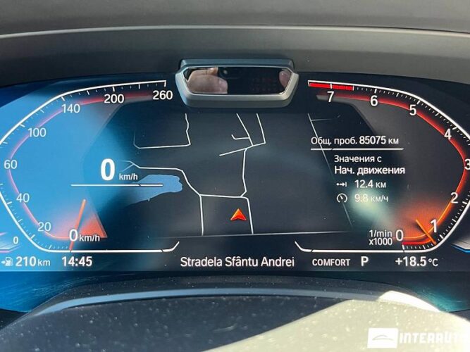 BMW X5 4.0i 36 interauto-car