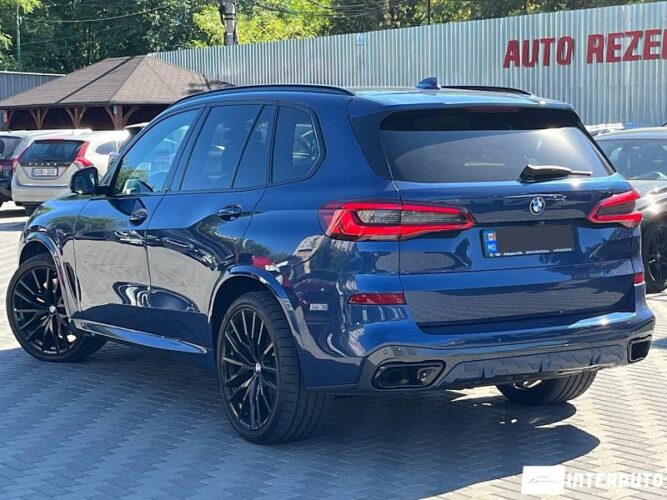 BMW X5 4.0i 30 interauto-car