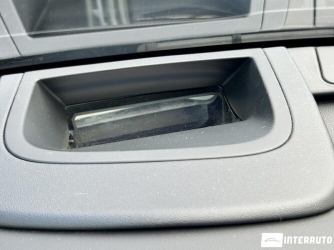 Jaguar F-Pace 52 interauto-car