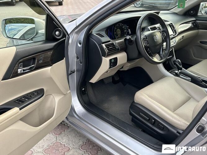 Honda Accord 35 interauto-car