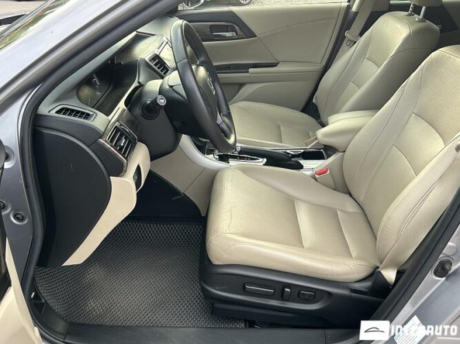 Honda Accord 37 interauto-car