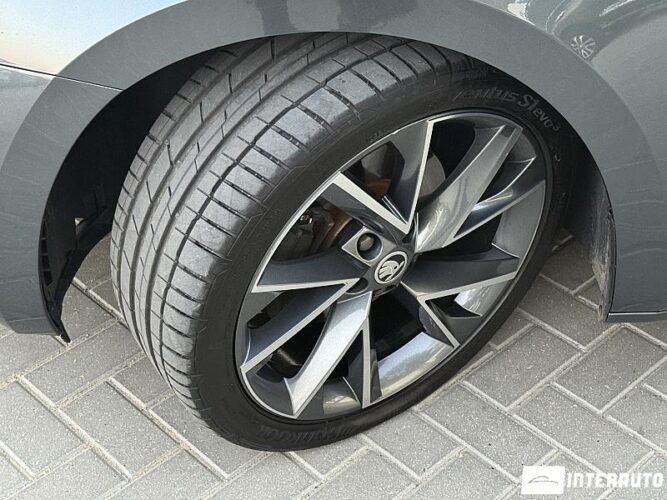 Skoda Superb 49 interauto-car