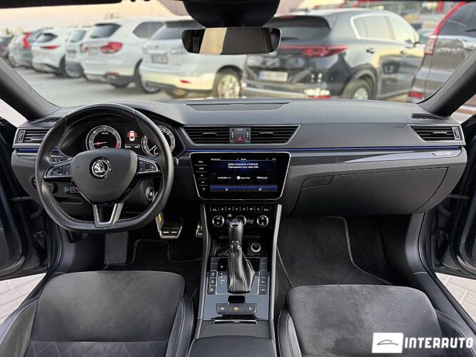 Skoda Superb 39 interauto-car