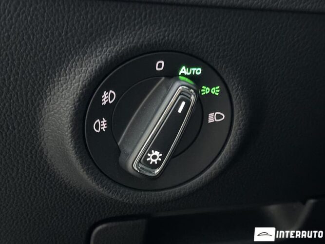 Skoda Superb 52 interauto-car