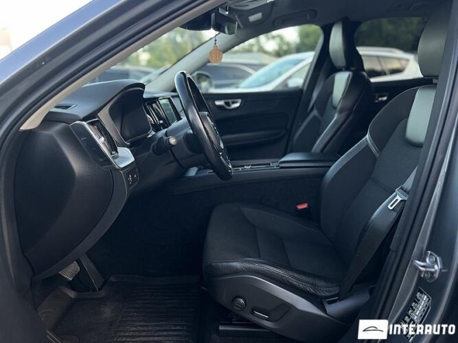 Volvo XC 60 36 interauto-car