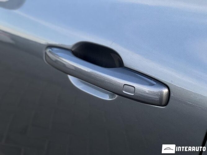 Volvo XC 60 50 interauto-car