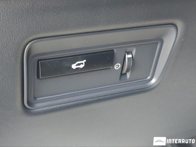 Land Rover Range Rover Sport 46 interauto-car