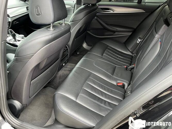 BMW 530e 45 interauto-car