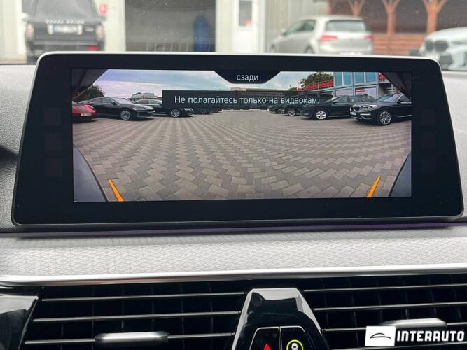 BMW 530e 41 interauto-car