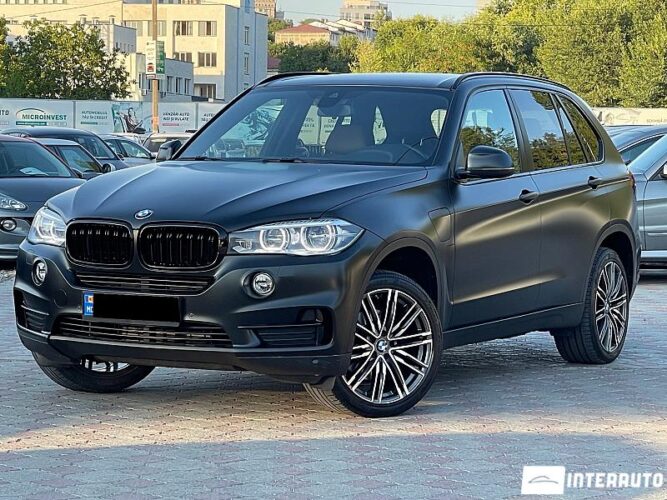 BMW X5 4.0e 30 interauto-car