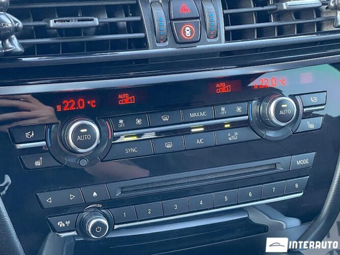 BMW X5 4.0e 42 interauto-car