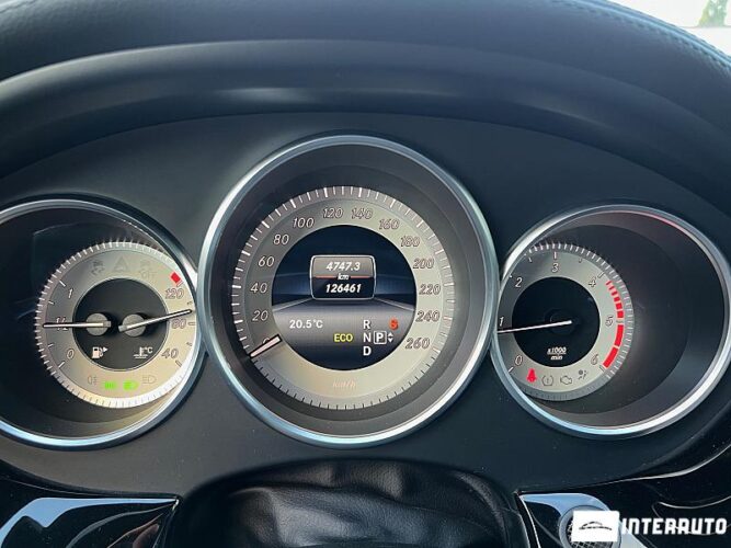 Mercedes CLS 250 4MATIC 41 interauto-car