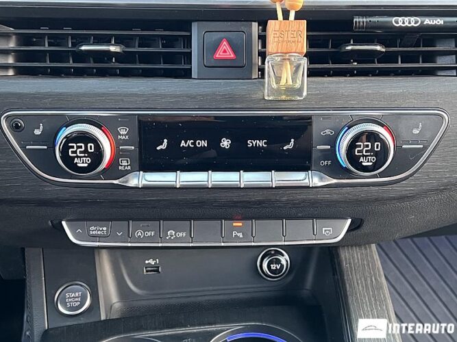 Audi A4 45 interauto-car