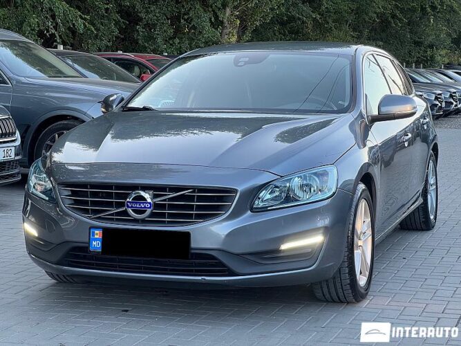 Volvo V 60 28 interauto-car