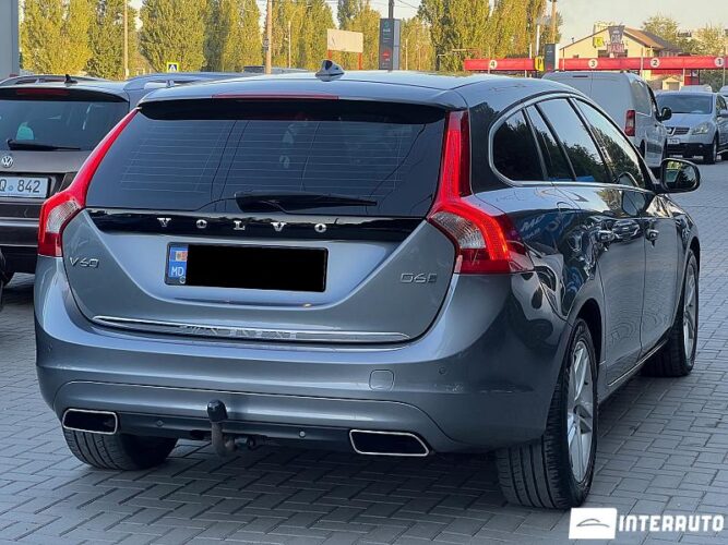 Volvo V 60 29 interauto-car