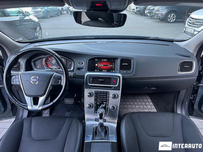 Volvo V 60 35 interauto-car