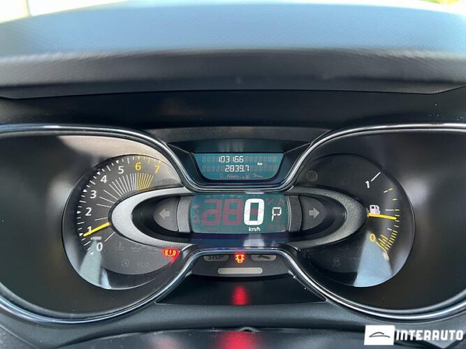 Renault Captur 37 interauto-car