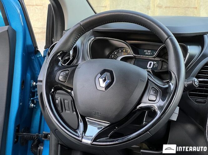 Renault Captur 36 interauto-car