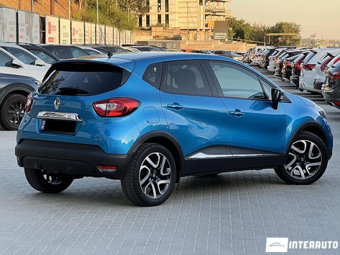 Renault Captur 32 interauto-car