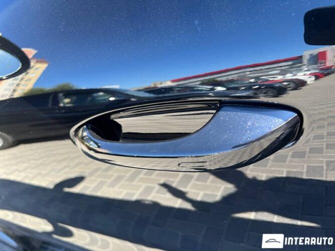 Porsche Cayenne 40 interauto-car