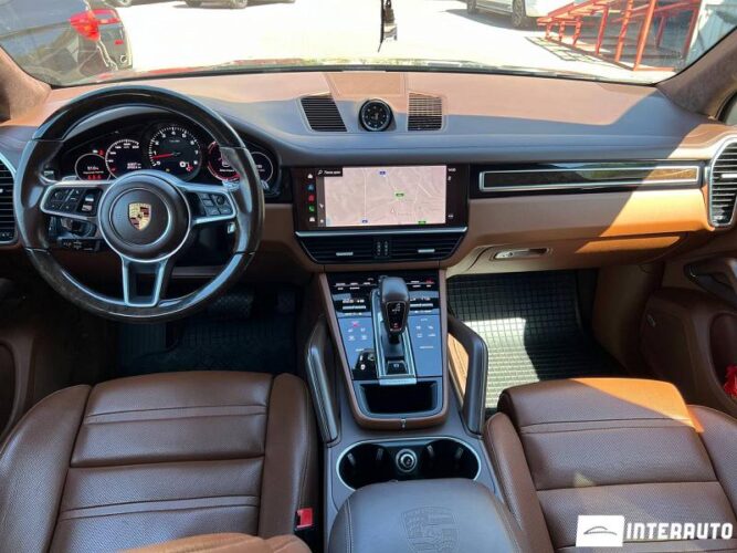 Porsche Cayenne 46 interauto-car