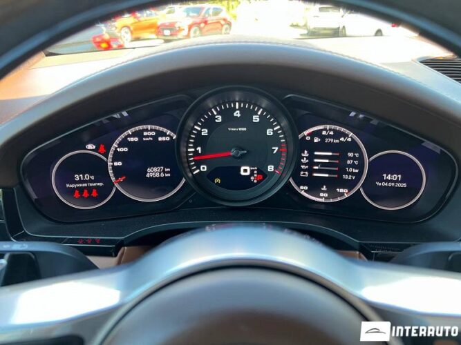 Porsche Cayenne 48 interauto-car