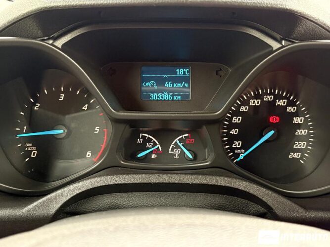 Ford Transit Connect 38 interauto-car