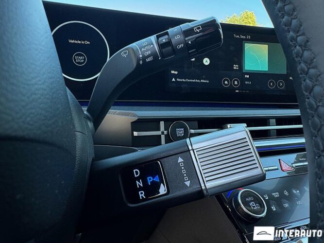 Hyundai Santa Fe 44 interauto-car