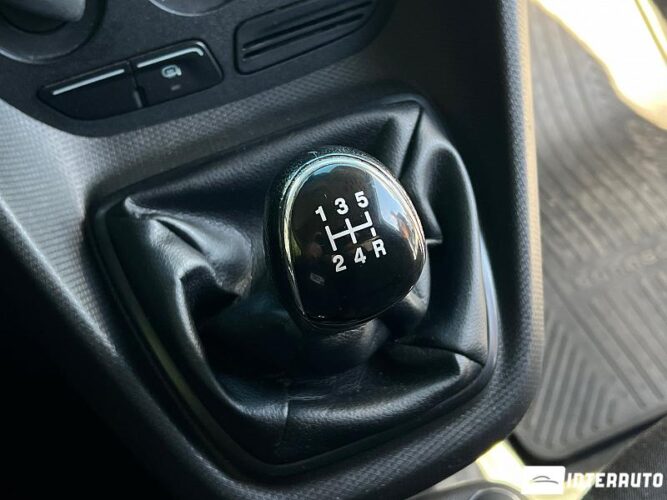 Ford Transit Connect 41 interauto-car