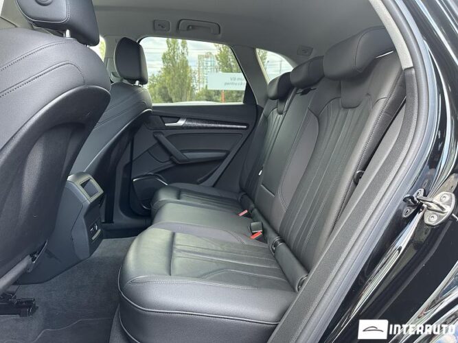 Audi Q5 48 interauto-car