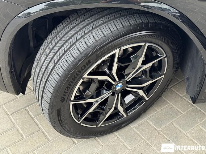 BMW X3 2.0D 50 interauto-car