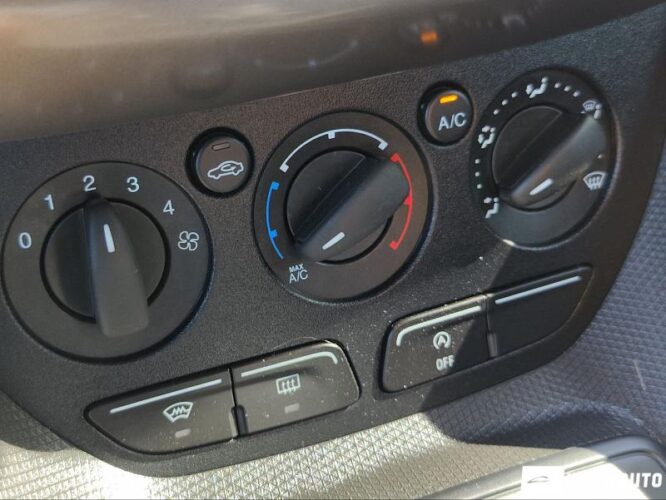 Ford Tourneo Connect 47 interauto-car