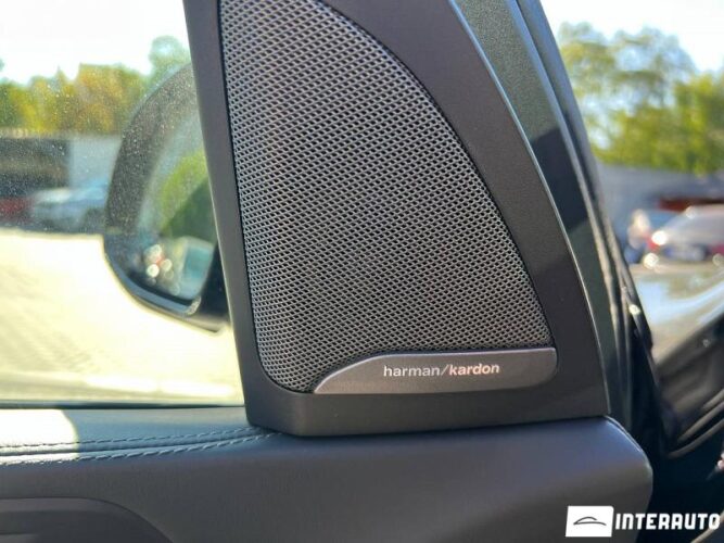 BMW X5 5.0i 39 interauto-car