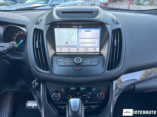 Ford Kuga 41 interauto-car