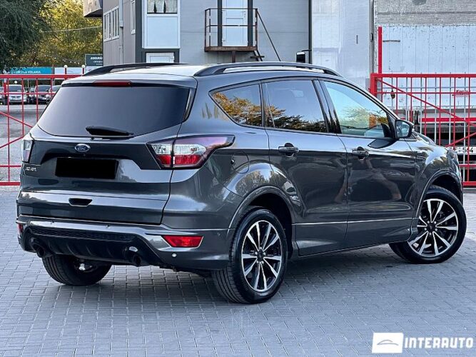 Ford Kuga 35 interauto-car