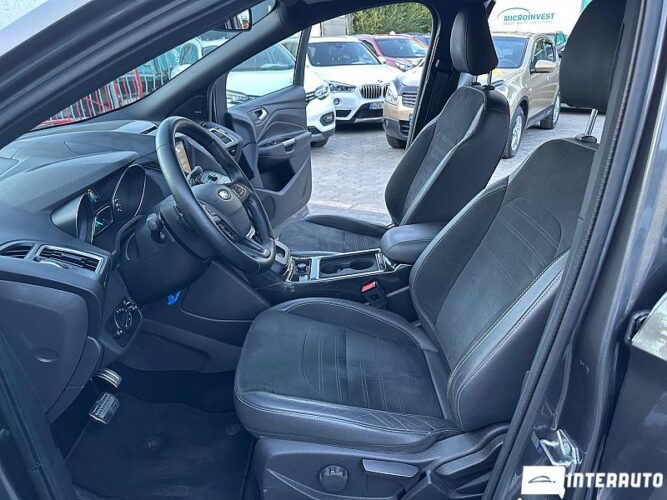 Ford Kuga 36 interauto-car