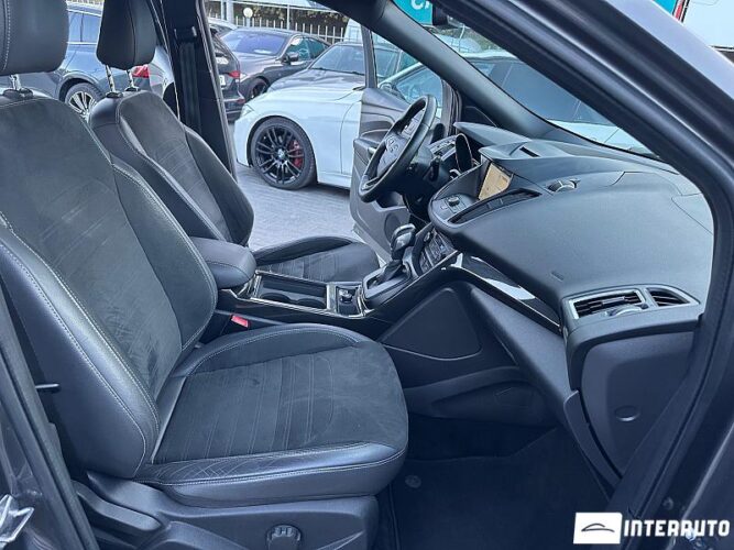 Ford Kuga 45 interauto-car