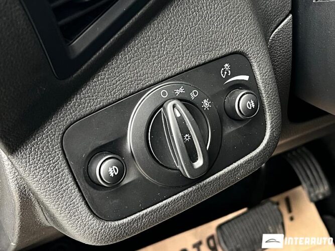 Ford C-MAX 41 interauto-car