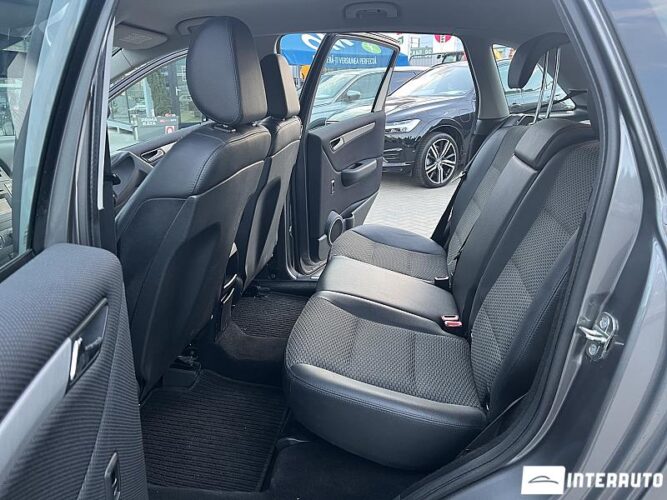 Mercedes B 180 43 interauto-car