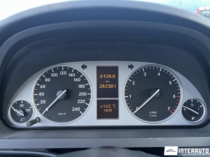 Mercedes B 180 38 interauto-car