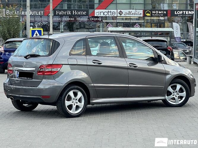 Mercedes B 180 33 interauto-car
