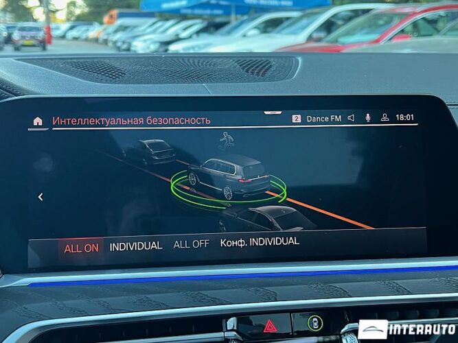 BMW X7 4.0i 49 interauto-car