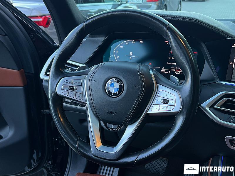 BMW X7 4.0i 21 automobil-interauto