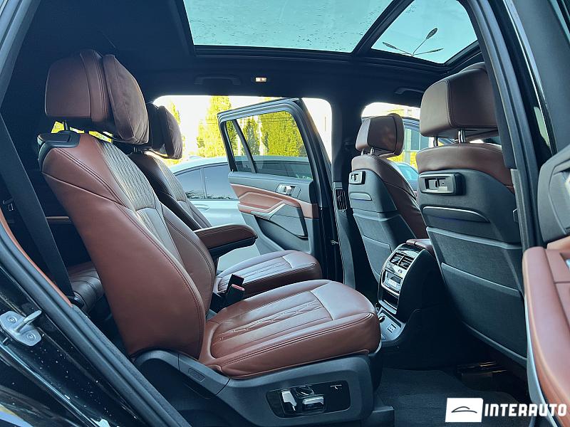 BMW X7 4.0i 28 automobil-interauto