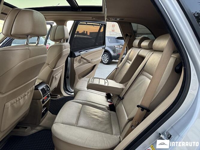 BMW X5 3.0i 45 interauto-car